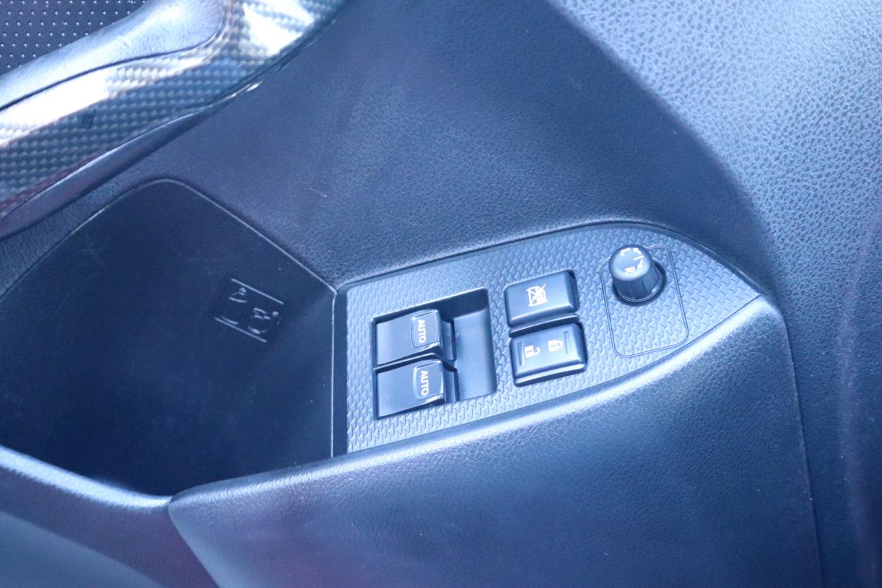 Scion FR-S 2dr Cpe Man (Natl) 2013