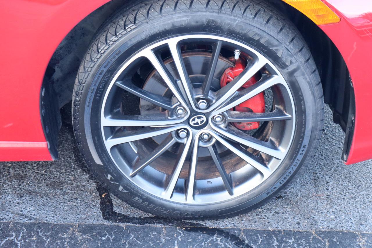 Scion FR-S 2dr Cpe Man (Natl) 2013