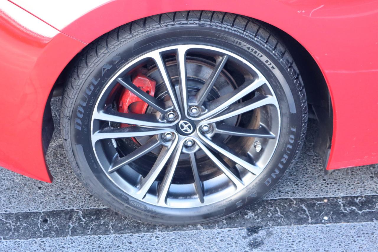 Scion FR-S 2dr Cpe Man (Natl) 2013