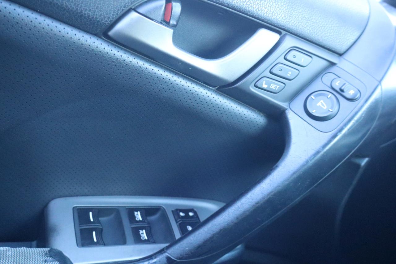 Acura TSX 4dr Sdn Auto 2009