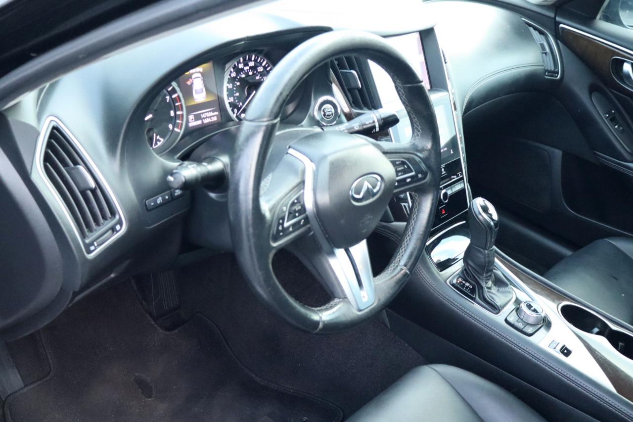 Infiniti Q50 3.0t LUXE RWD 2018