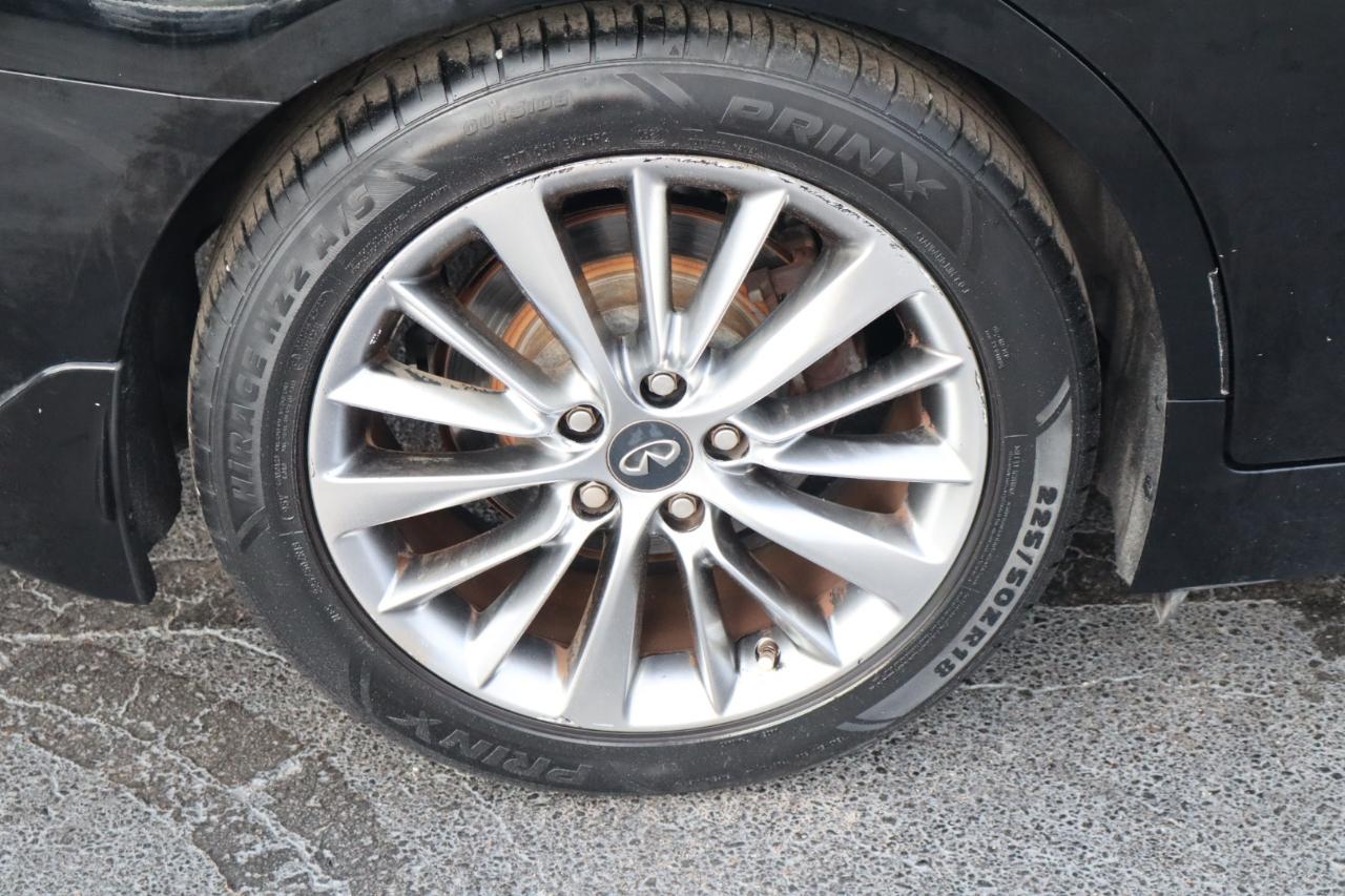 Infiniti Q50 3.0t LUXE RWD 2018