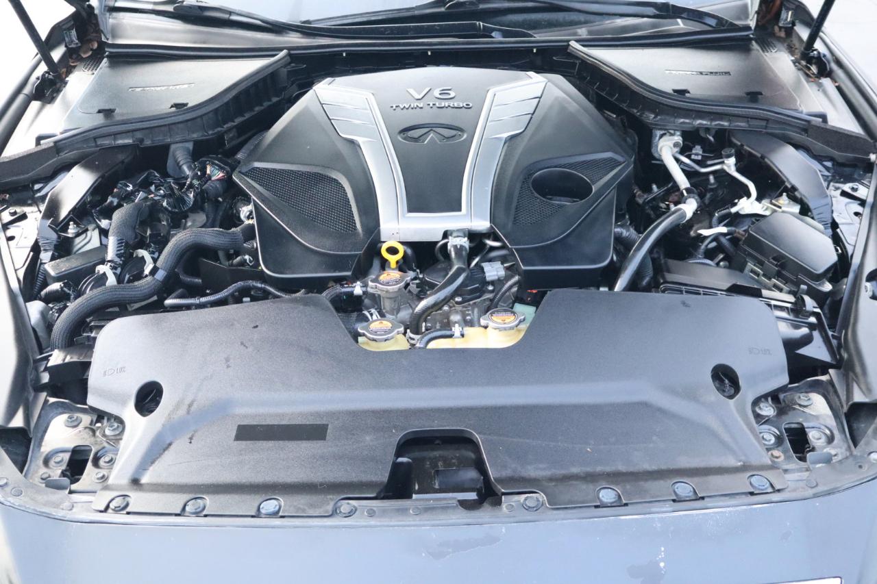Infiniti Q50 3.0t LUXE RWD 2018