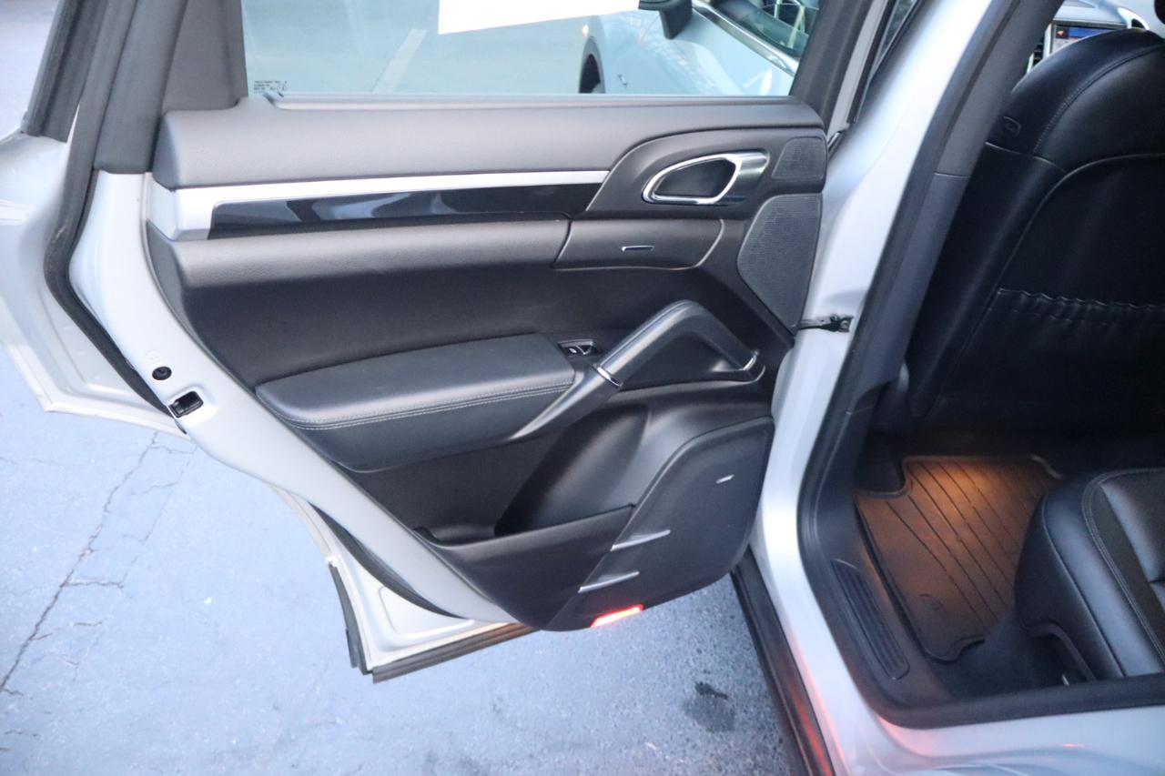Porsche Cayenne AWD 4dr Diesel 2013