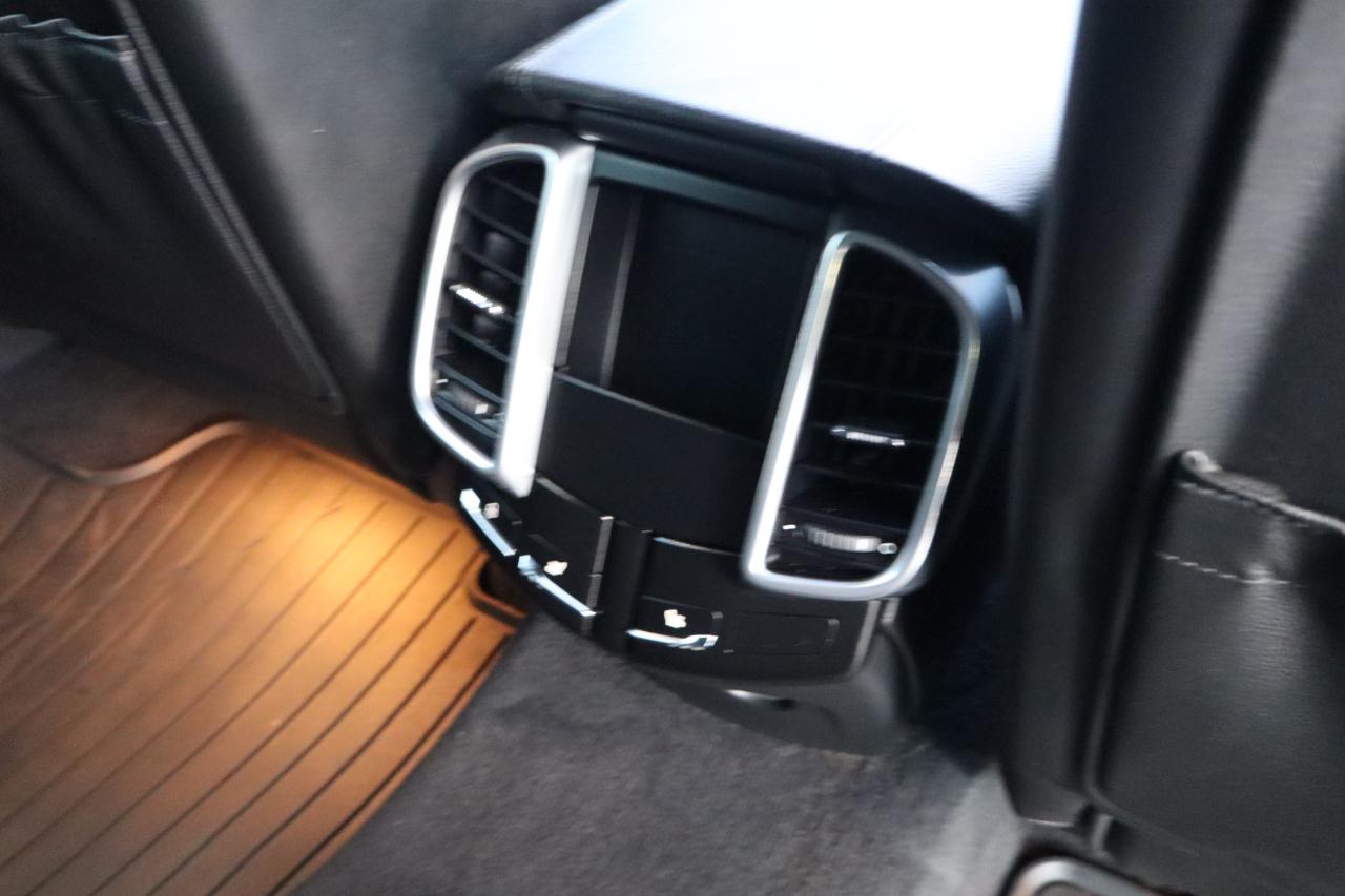 Porsche Cayenne AWD 4dr Diesel 2013