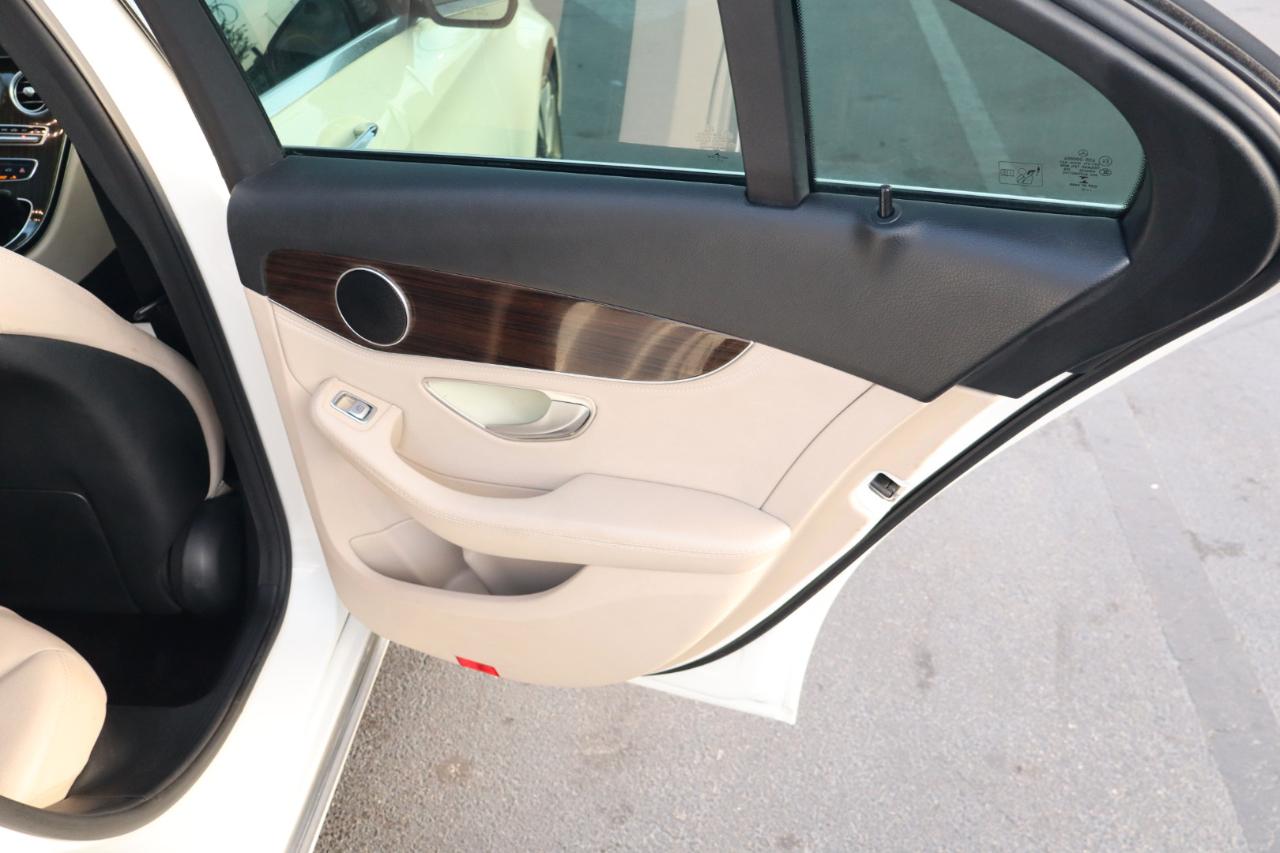 Mercedes-Benz C-Class 4dr Sdn C 300 RWD 2015