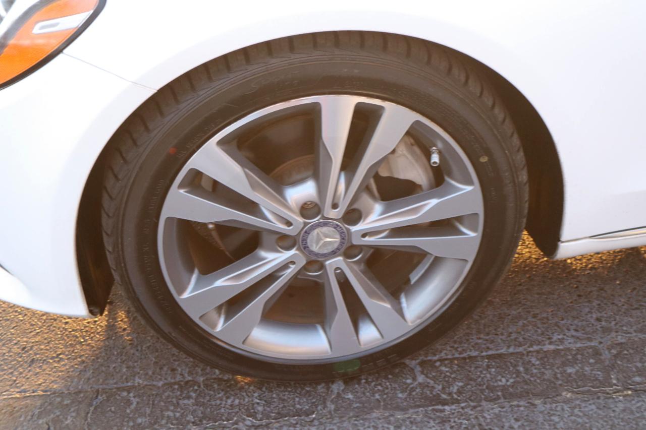 Mercedes-Benz C-Class 4dr Sdn C 300 RWD 2015