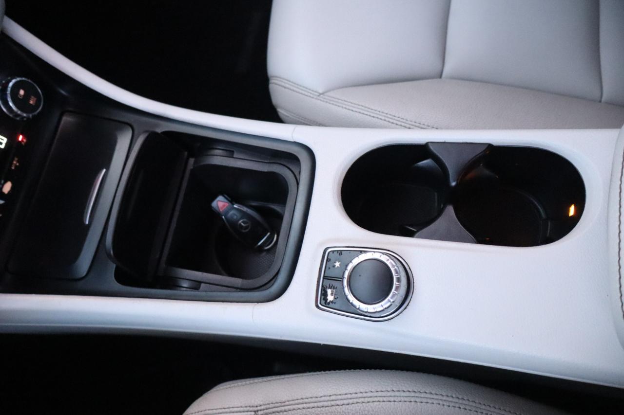 Mercedes-Benz CLA-Class 4dr Sdn CLA 250 4MATIC 2015
