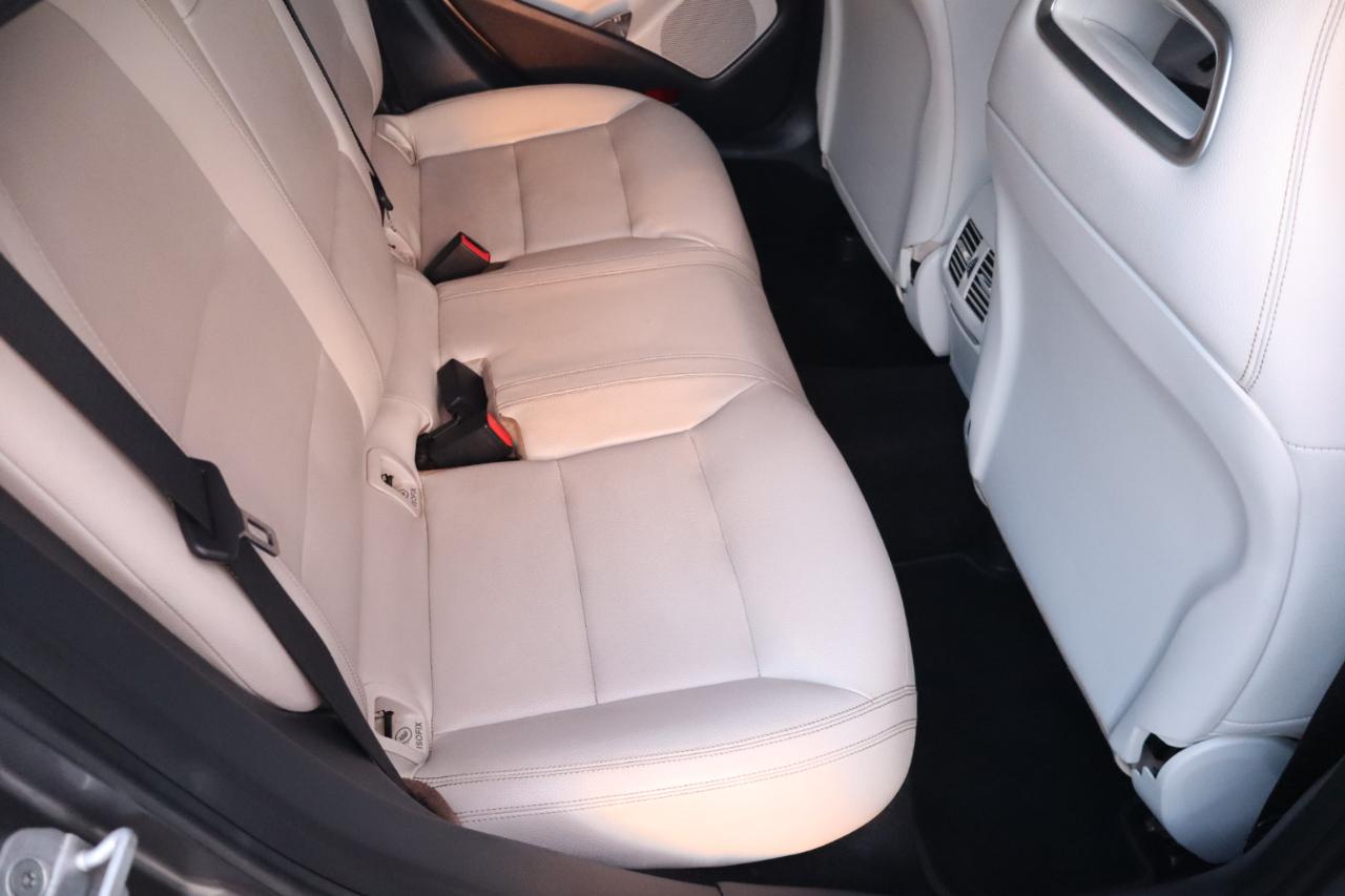 Mercedes-Benz CLA-Class 4dr Sdn CLA 250 4MATIC 2015