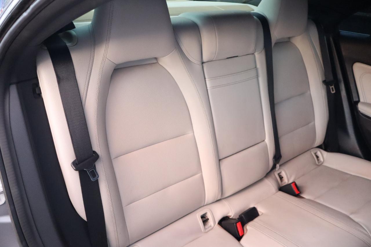 Mercedes-Benz CLA-Class 4dr Sdn CLA 250 4MATIC 2015