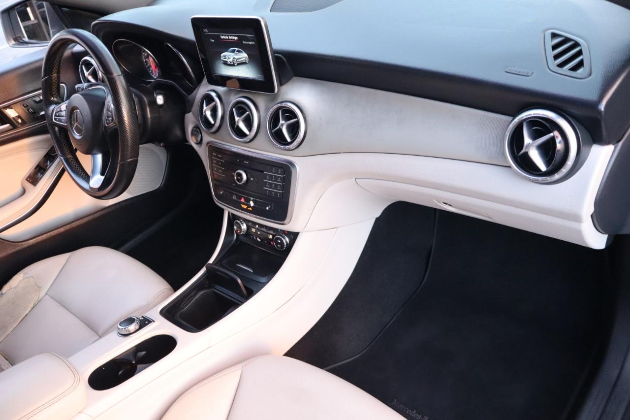 Mercedes-Benz CLA-Class 4dr Sdn CLA 250 4MATIC 2015