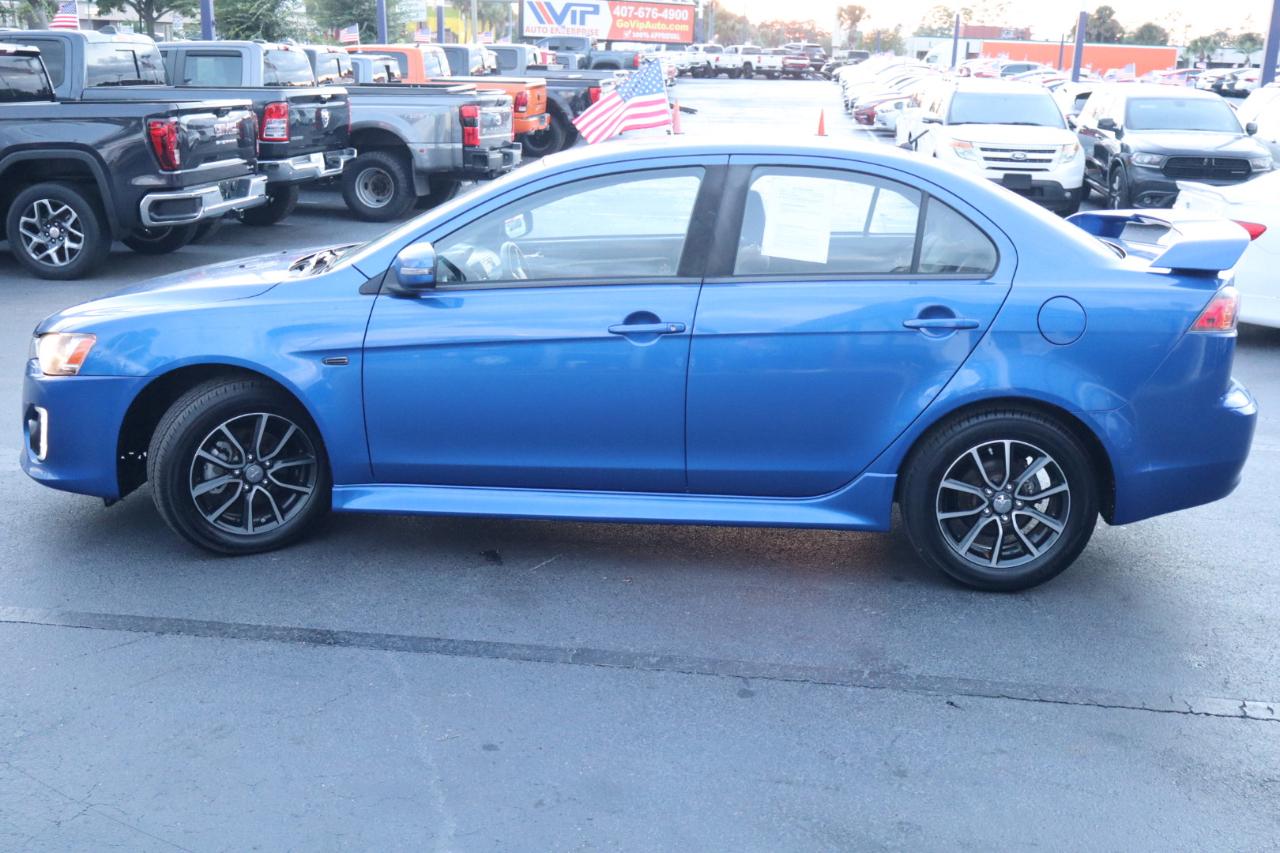 Mitsubishi Lancer ES 2.0 FWD CVT 2017