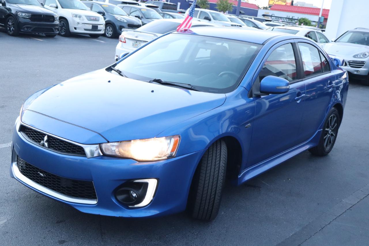 Mitsubishi Lancer ES 2.0 FWD CVT 2017