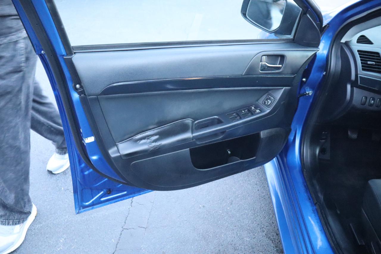 Mitsubishi Lancer ES 2.0 FWD CVT 2017