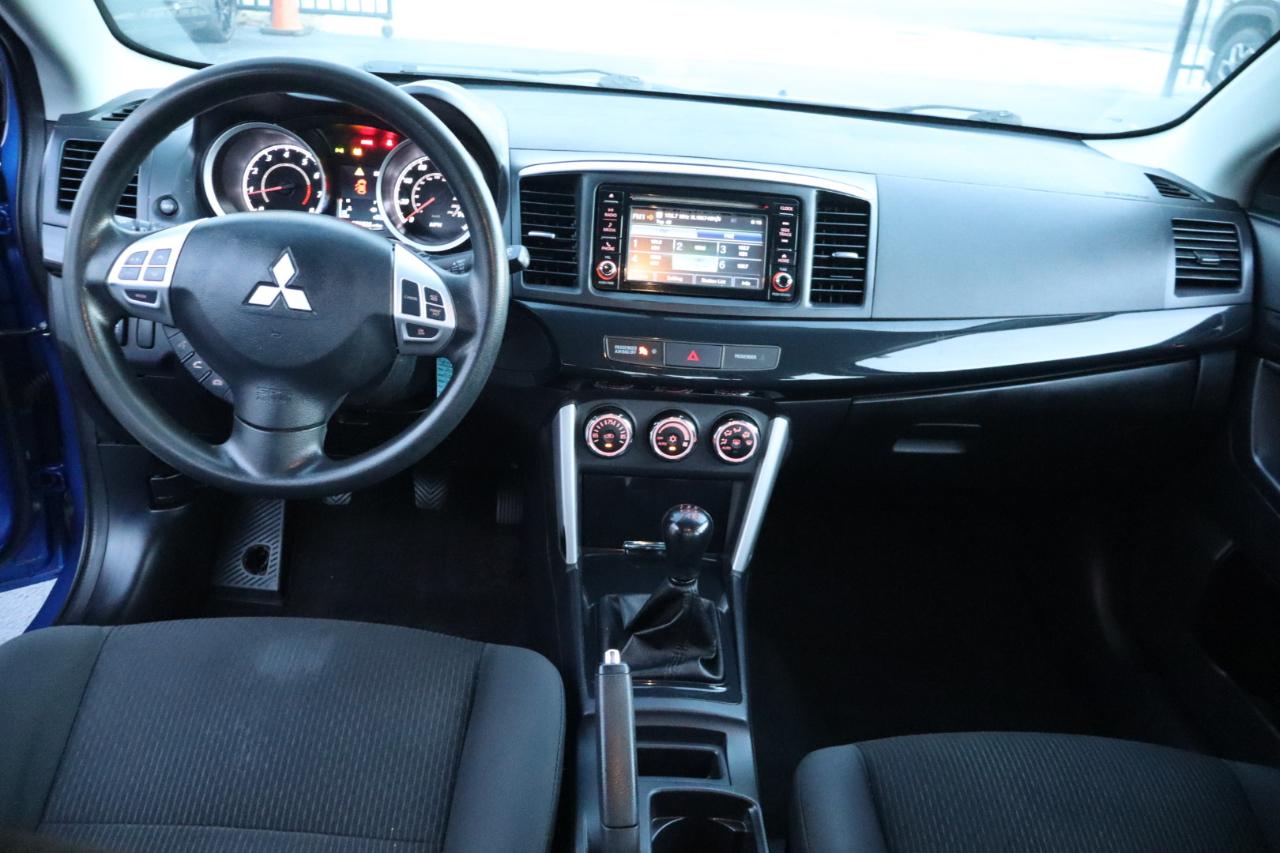 Mitsubishi Lancer ES 2.0 FWD CVT 2017