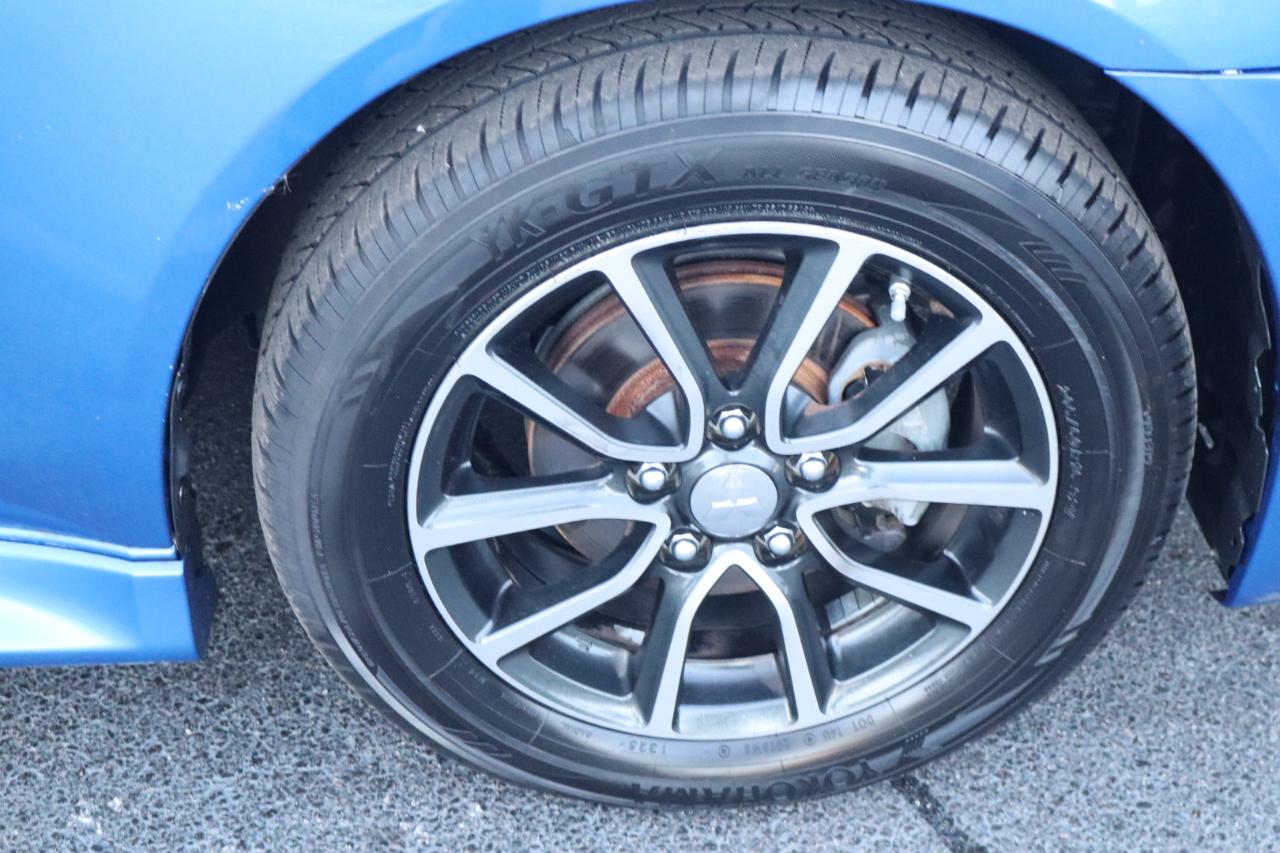 Mitsubishi Lancer ES 2.0 FWD CVT 2017
