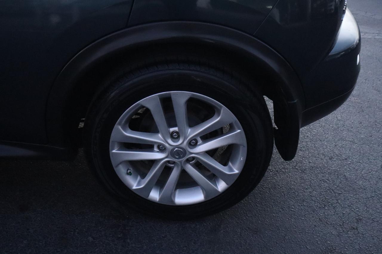 Nissan Juke 5dr Wgn CVT SV AWD 2014