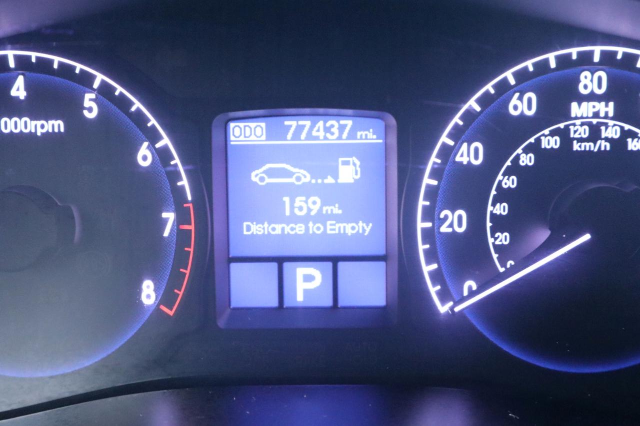 Hyundai Genesis 4dr Sdn V6 3.8L 2013