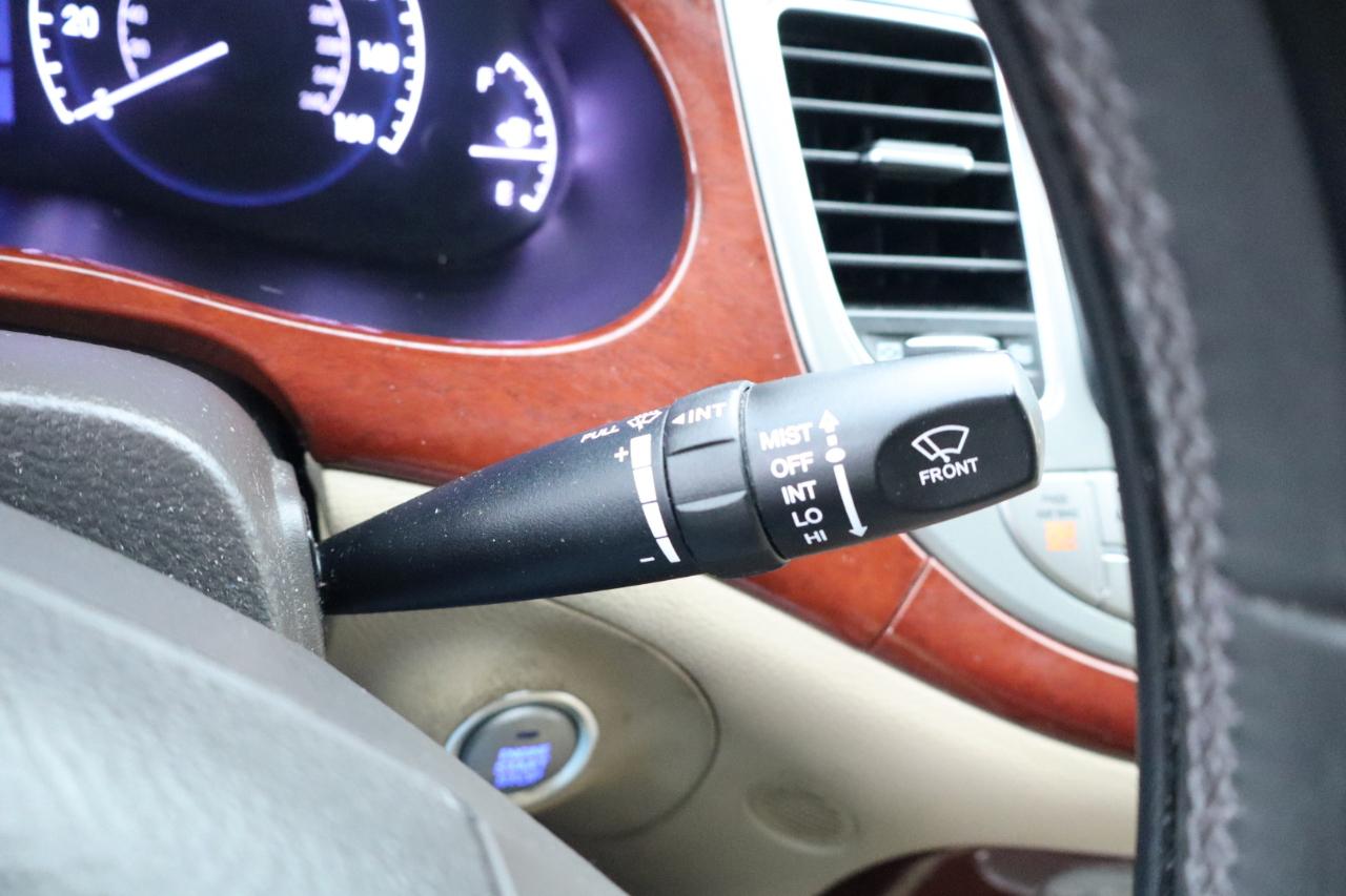 Hyundai Genesis 4dr Sdn V6 3.8L 2013