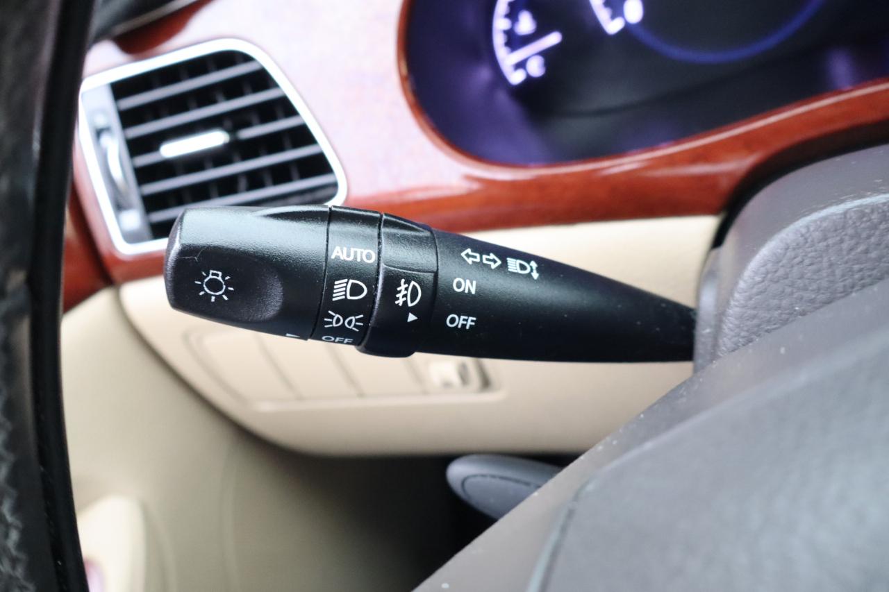 Hyundai Genesis 4dr Sdn V6 3.8L 2013