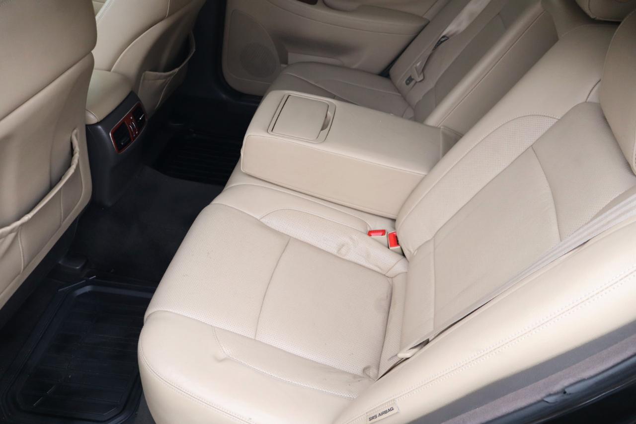 Hyundai Genesis 4dr Sdn V6 3.8L 2013