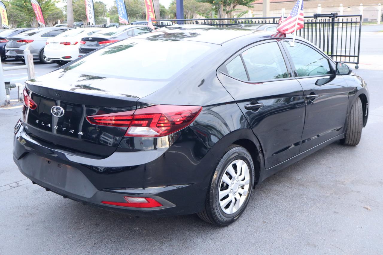 Hyundai Elantra SE Auto 2019