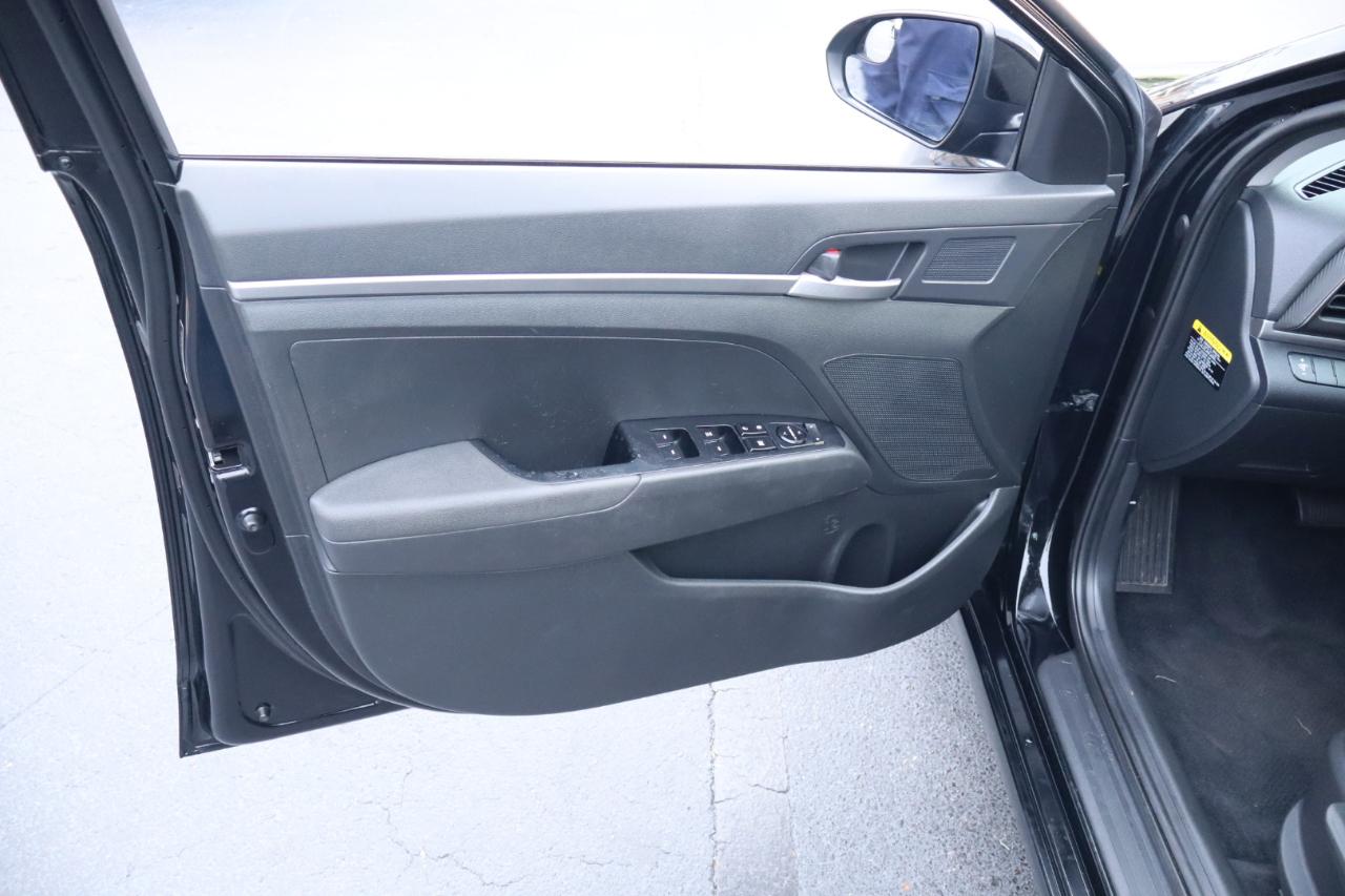 Hyundai Elantra SE Auto 2019