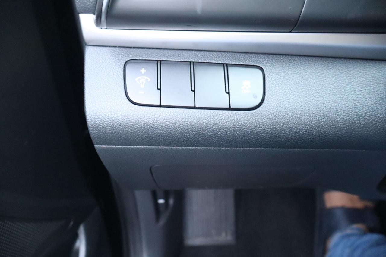 Hyundai Elantra SE Auto 2019