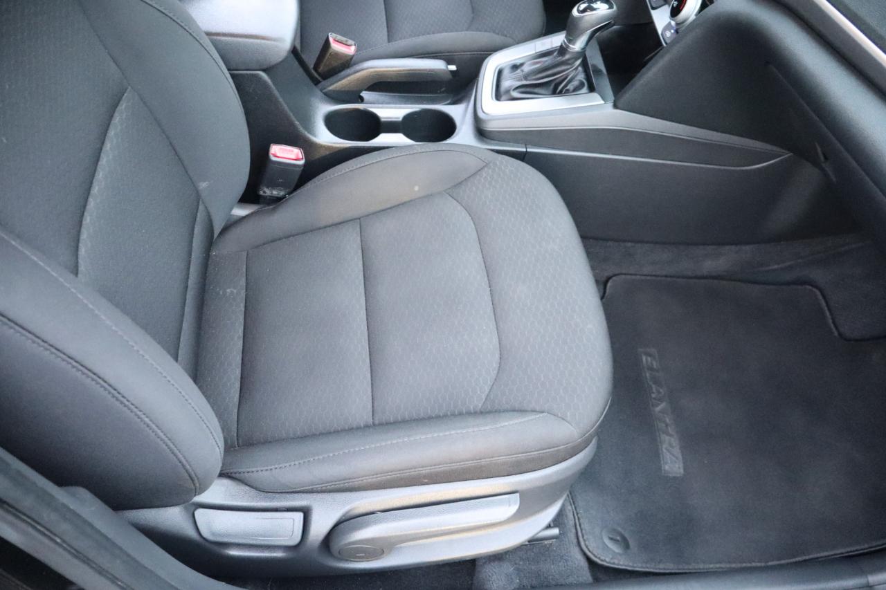 Hyundai Elantra SE Auto 2019