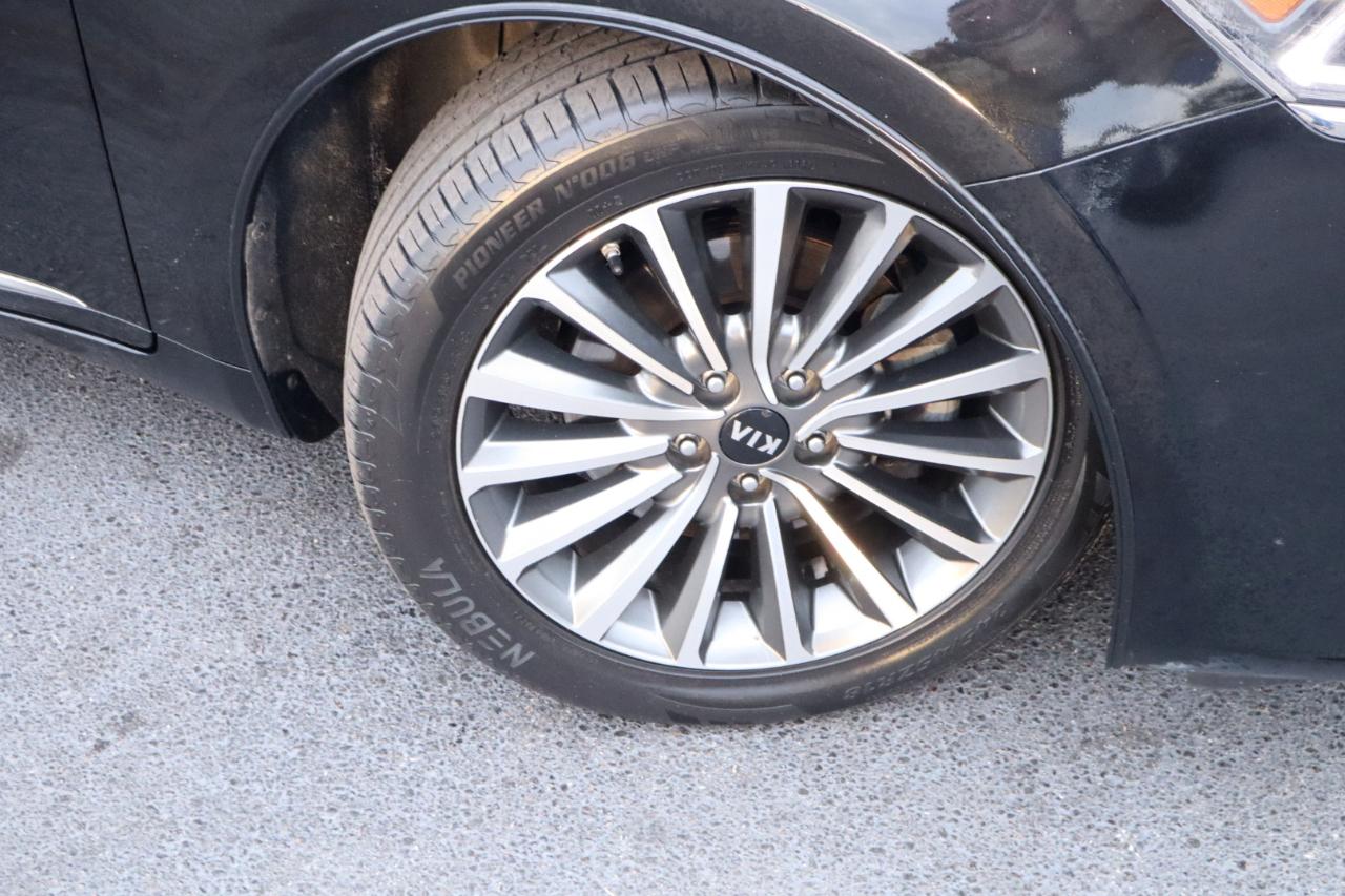 Kia Cadenza Premium Sedan 2017