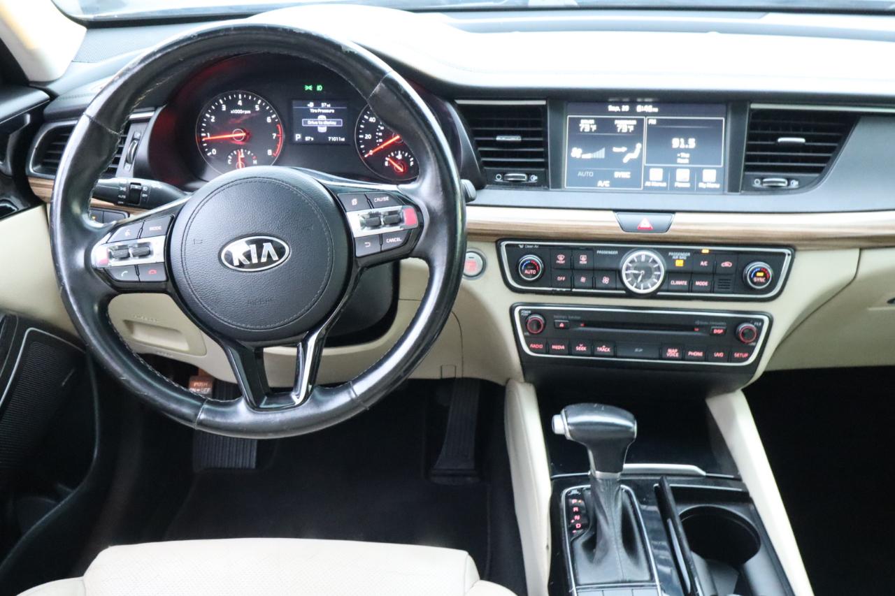 Kia Cadenza Premium Sedan 2017