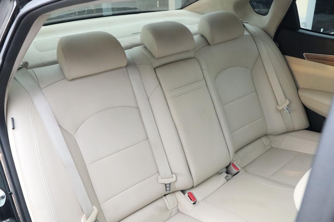 Kia Cadenza Premium Sedan 2017