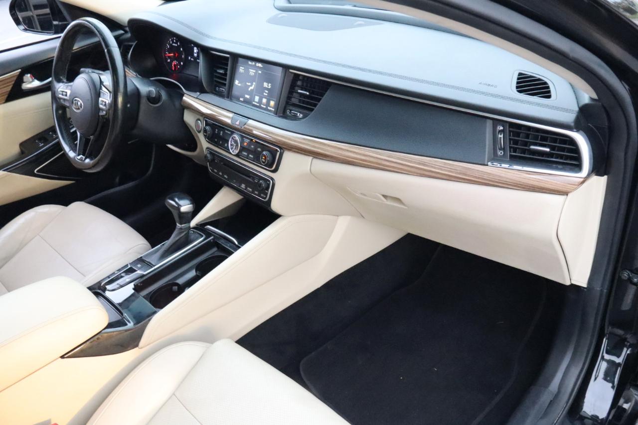 Kia Cadenza Premium Sedan 2017