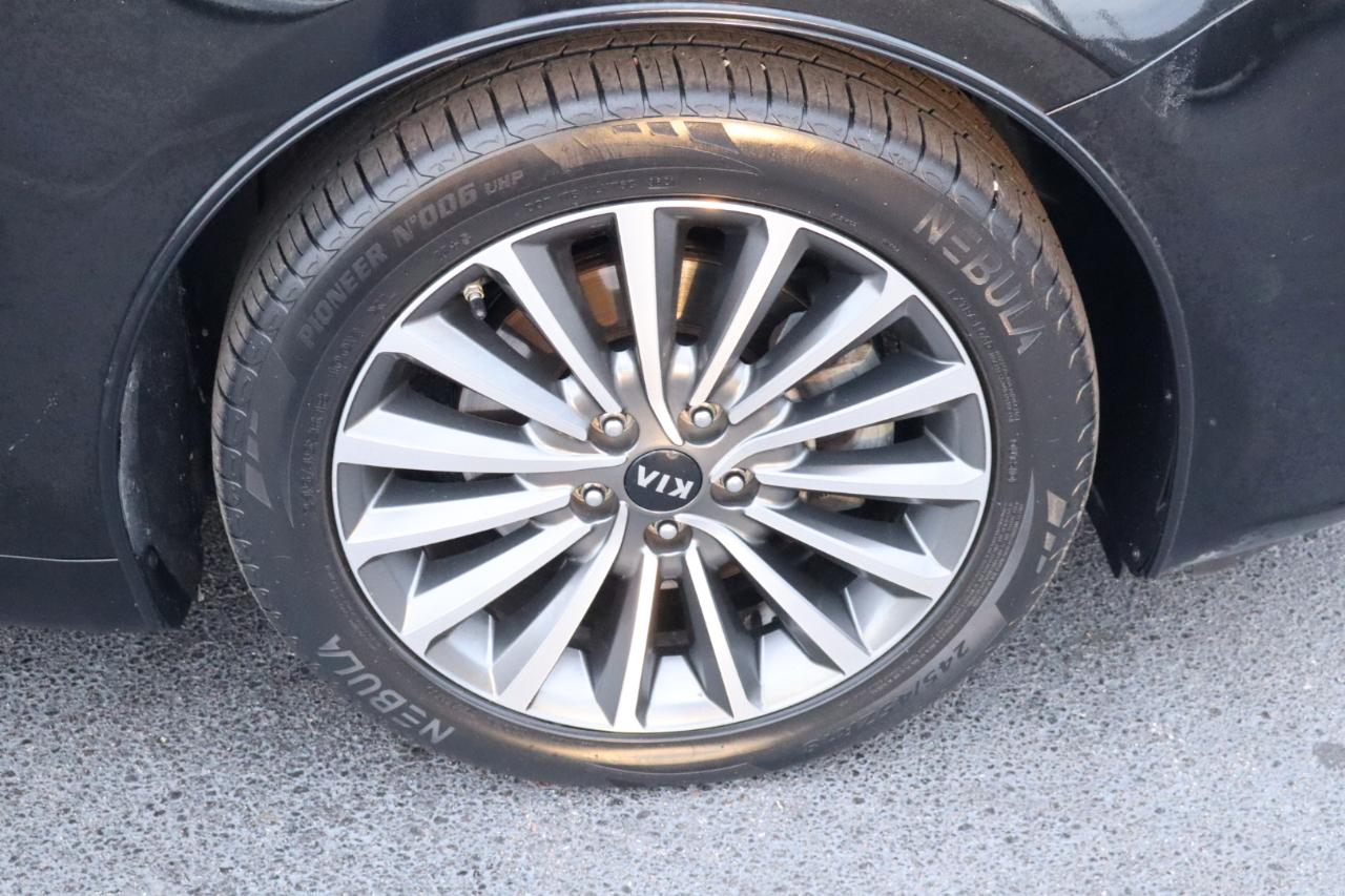 Kia Cadenza Premium Sedan 2017
