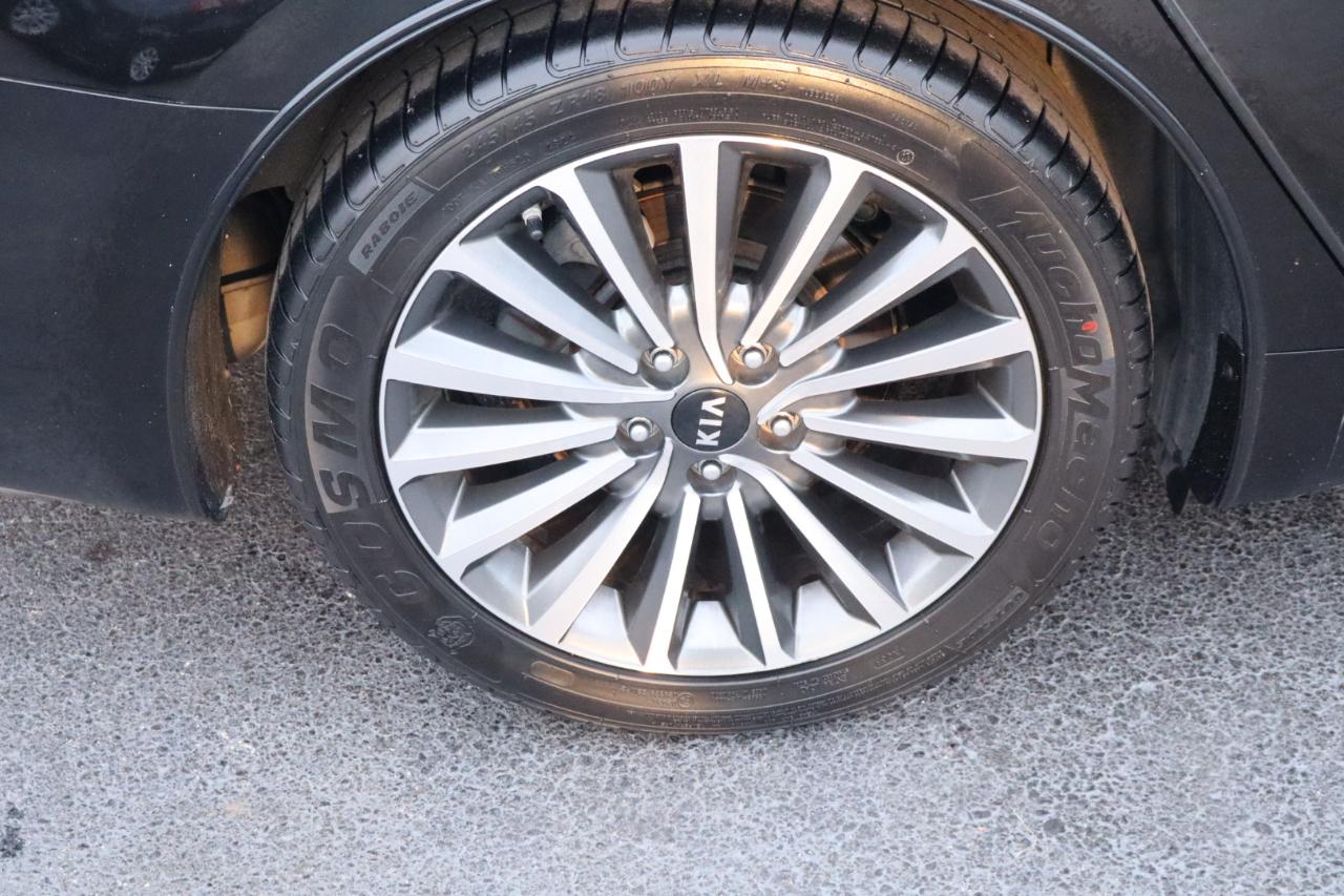 Kia Cadenza Premium Sedan 2017