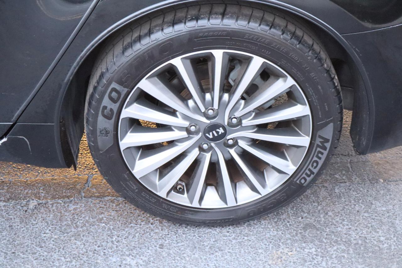 Kia Cadenza Premium Sedan 2017