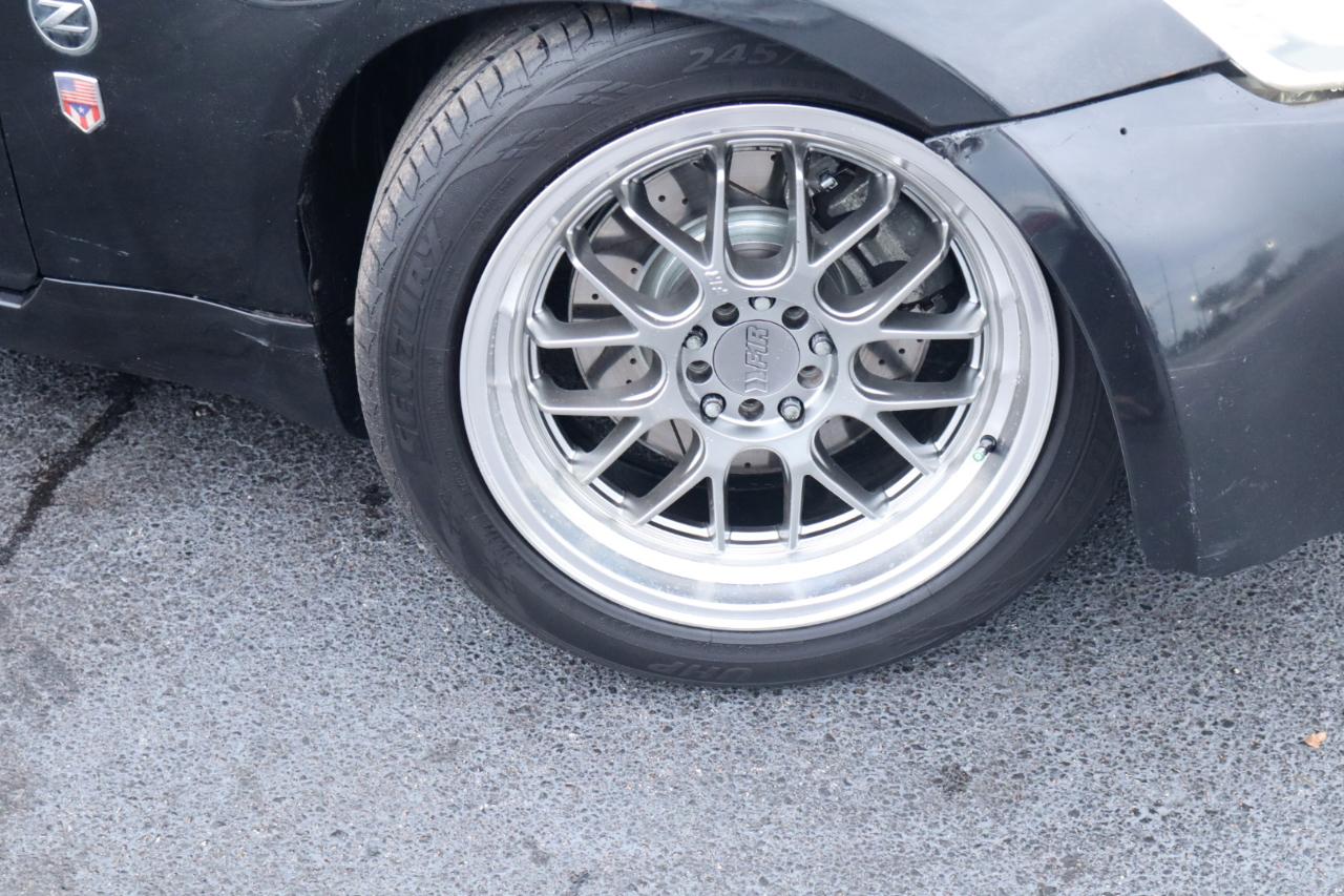 Nissan 350Z 2dr Cpe Touring Auto 2006