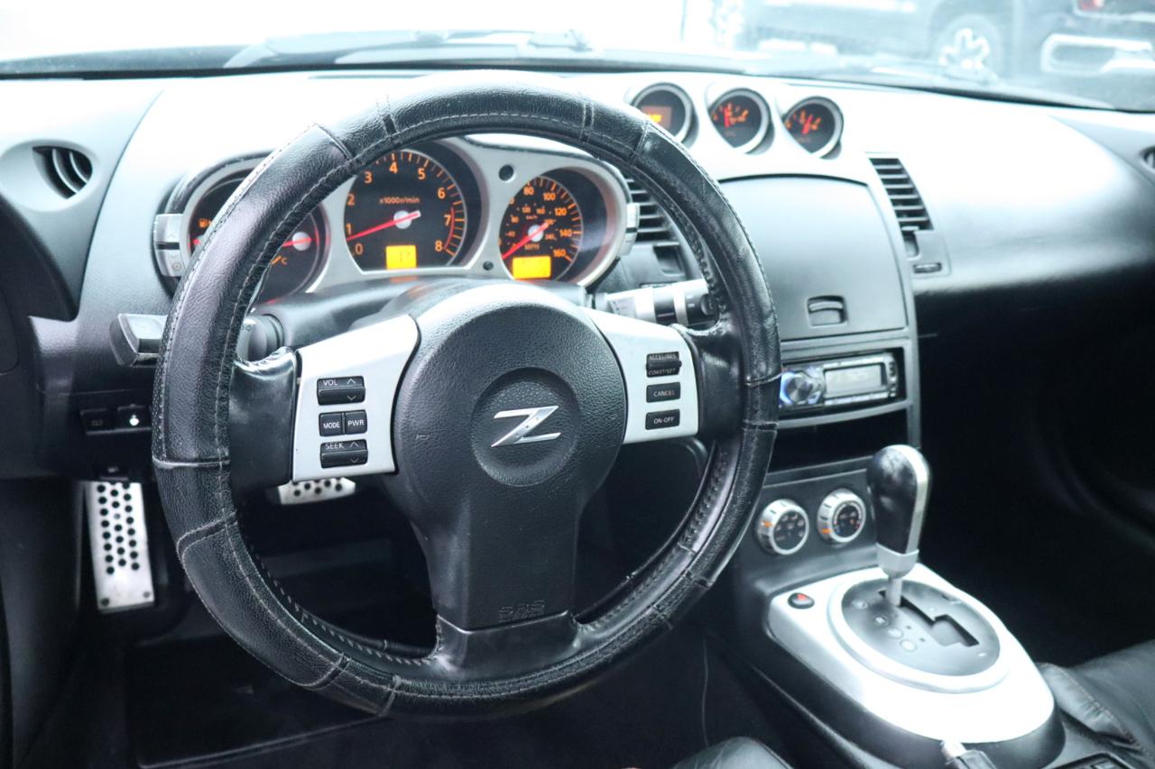 Nissan 350Z 2dr Cpe Touring Auto 2006