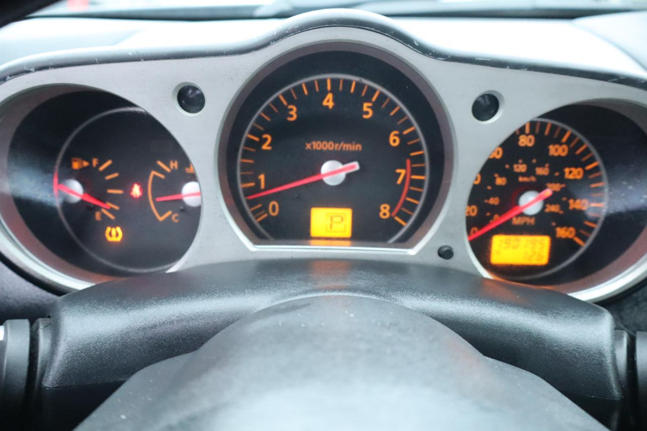 Nissan 350Z 2dr Cpe Touring Auto 2006