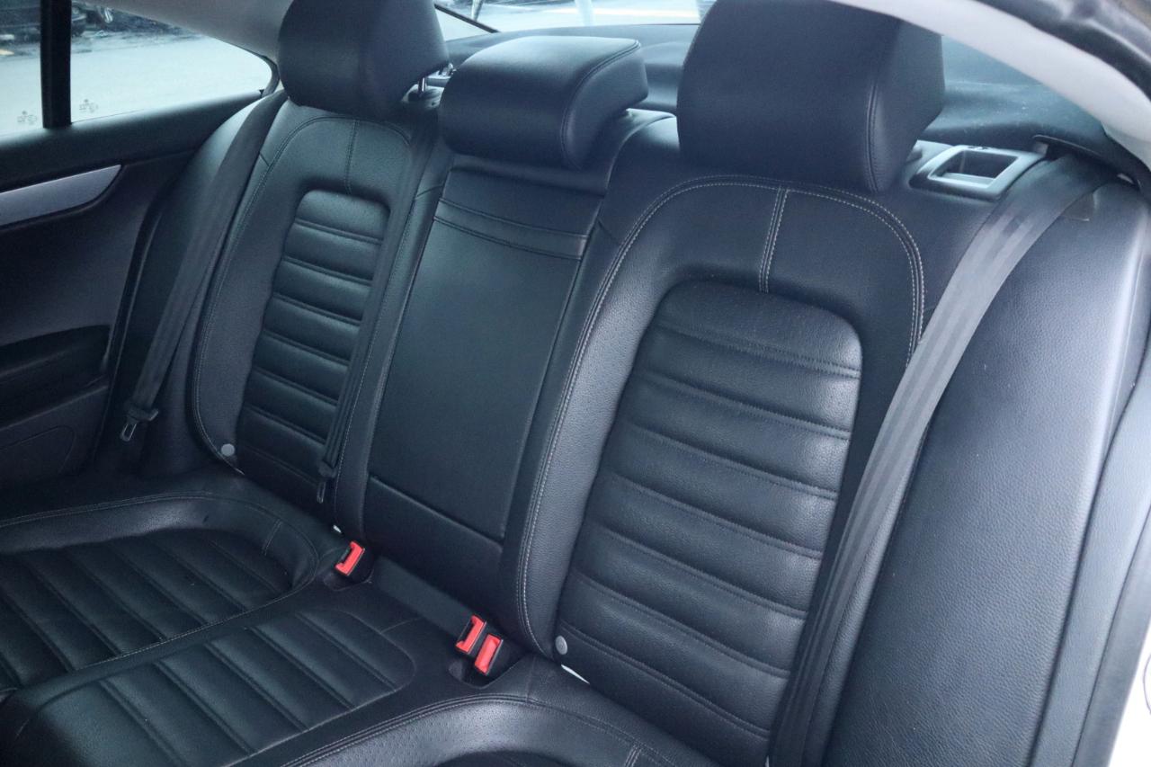 Volkswagen CC 4dr Sdn DSG R-Line PZEV 2016