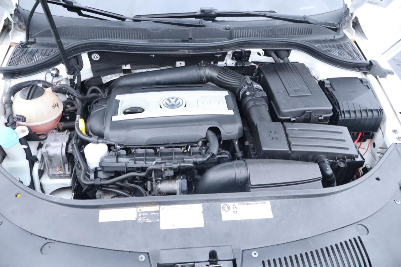 Volkswagen CC 4dr Sdn DSG R-Line PZEV 2016