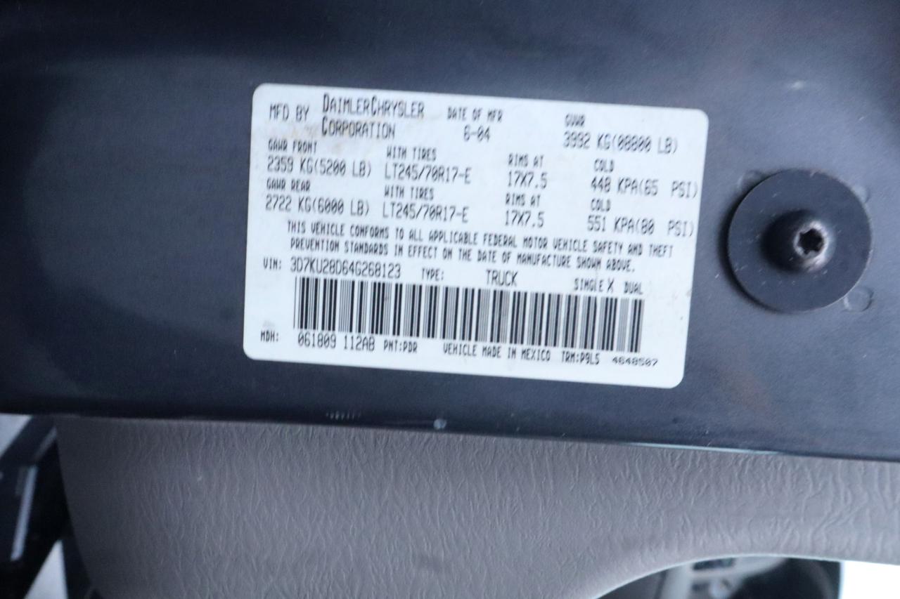Dodge Ram 2500 4dr Quad Cab 140.5" WB 4WD ST 2004