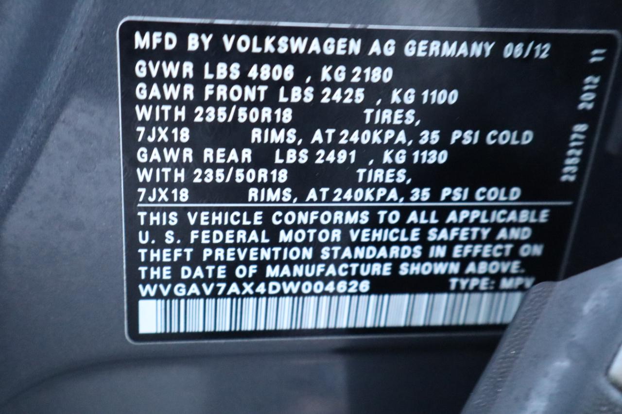 Volkswagen Tiguan 2WD 4dr Auto SE w/Sunroof & Nav 2013