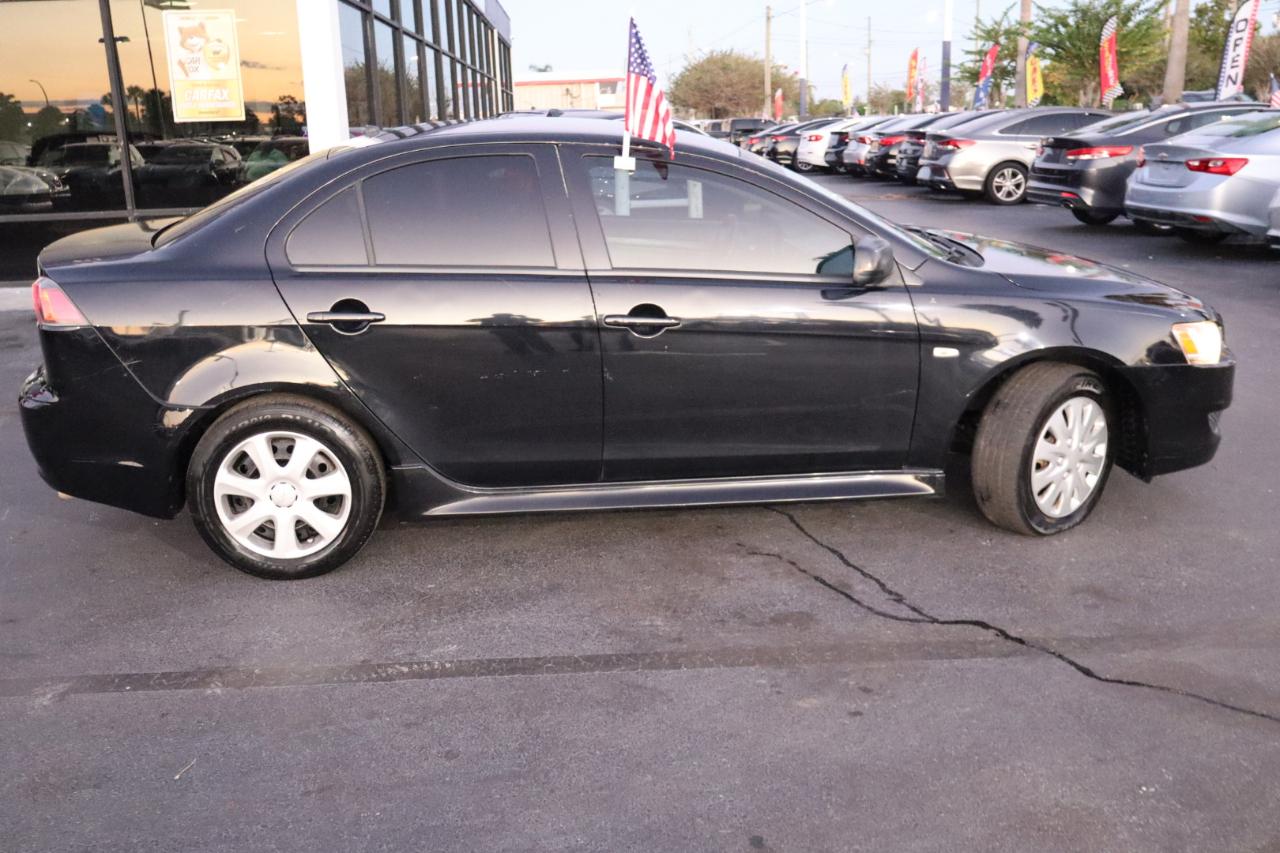 Mitsubishi Lancer 4dr Sdn Man ES FWD 2014