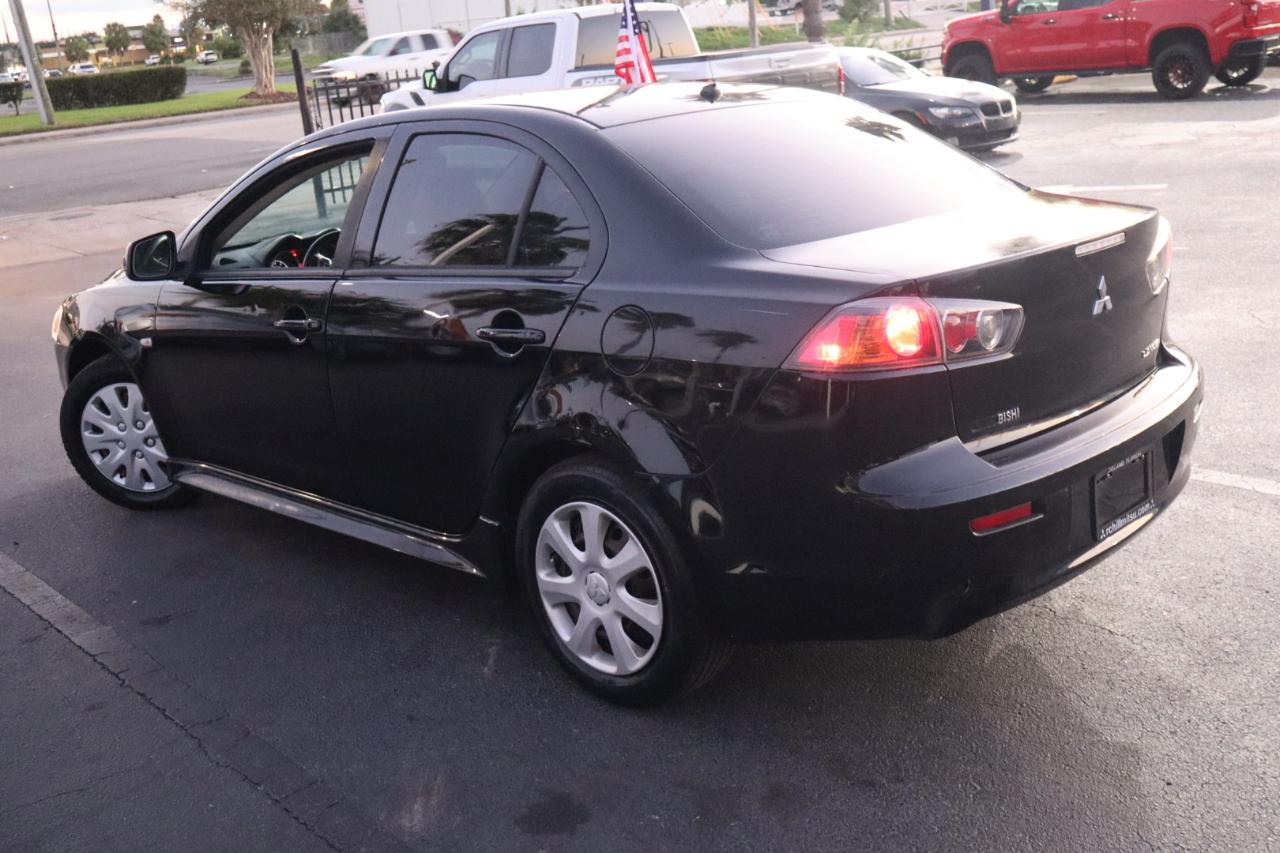 Mitsubishi Lancer 4dr Sdn Man ES FWD 2014
