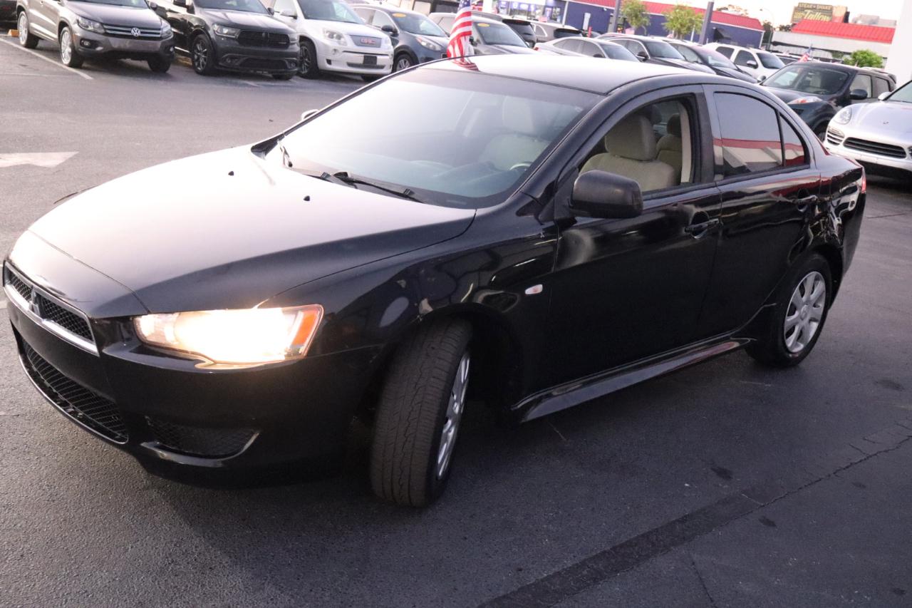 Mitsubishi Lancer 4dr Sdn Man ES FWD 2014