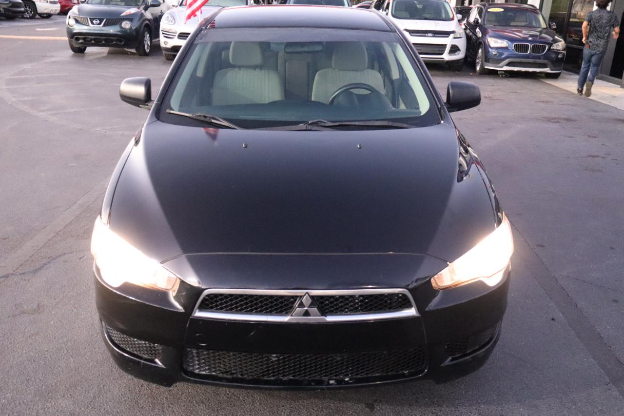 Mitsubishi Lancer 4dr Sdn Man ES FWD 2014