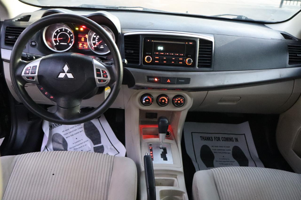 Mitsubishi Lancer 4dr Sdn Man ES FWD 2014