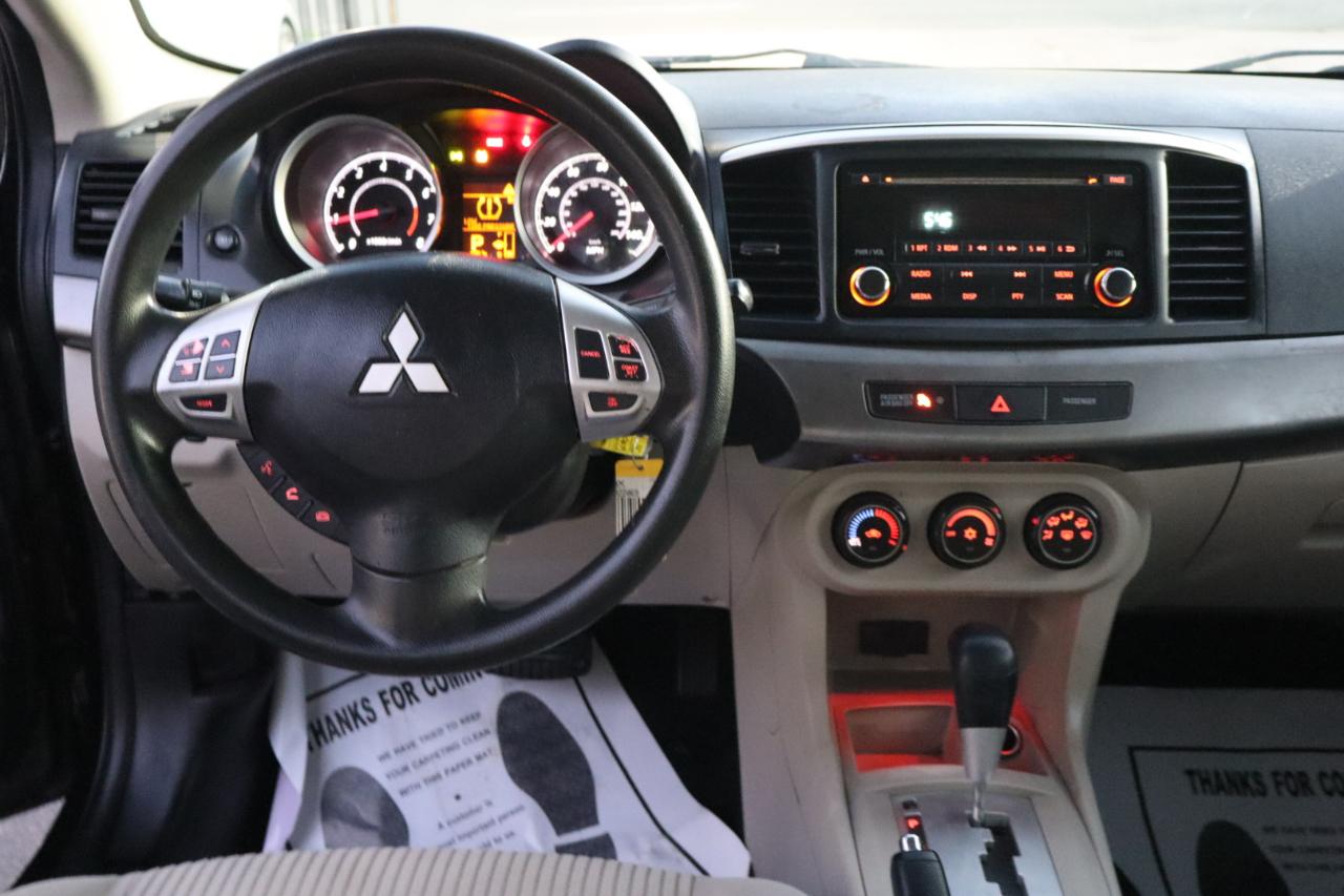 Mitsubishi Lancer 4dr Sdn Man ES FWD 2014
