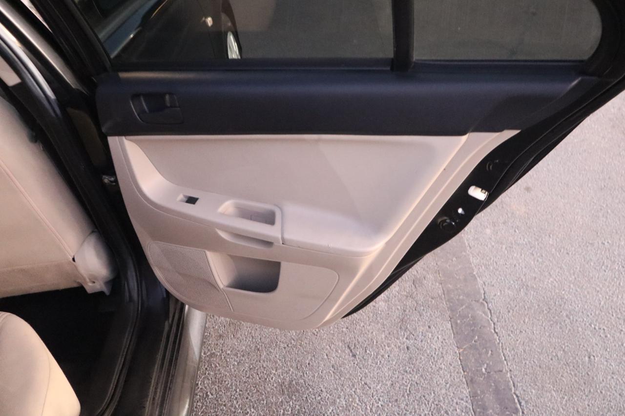 Mitsubishi Lancer 4dr Sdn Man ES FWD 2014